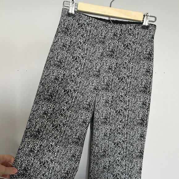 EXPRESS Super High Rise Flare Strech + Pants XS - Picture 4 of 10